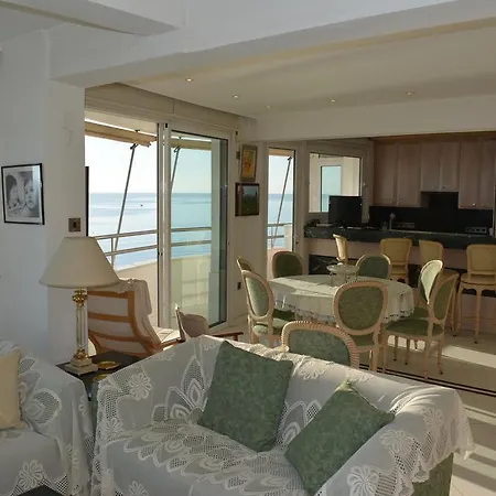 Lägenhet Sea View Penthouses Finikoudes
