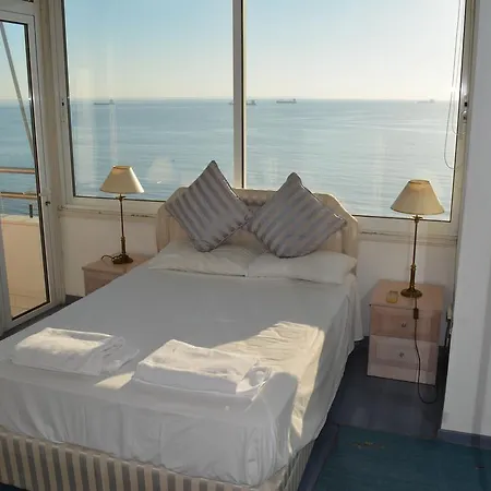 Lägenhet Sea View Penthouses Finikoudes Larnaca